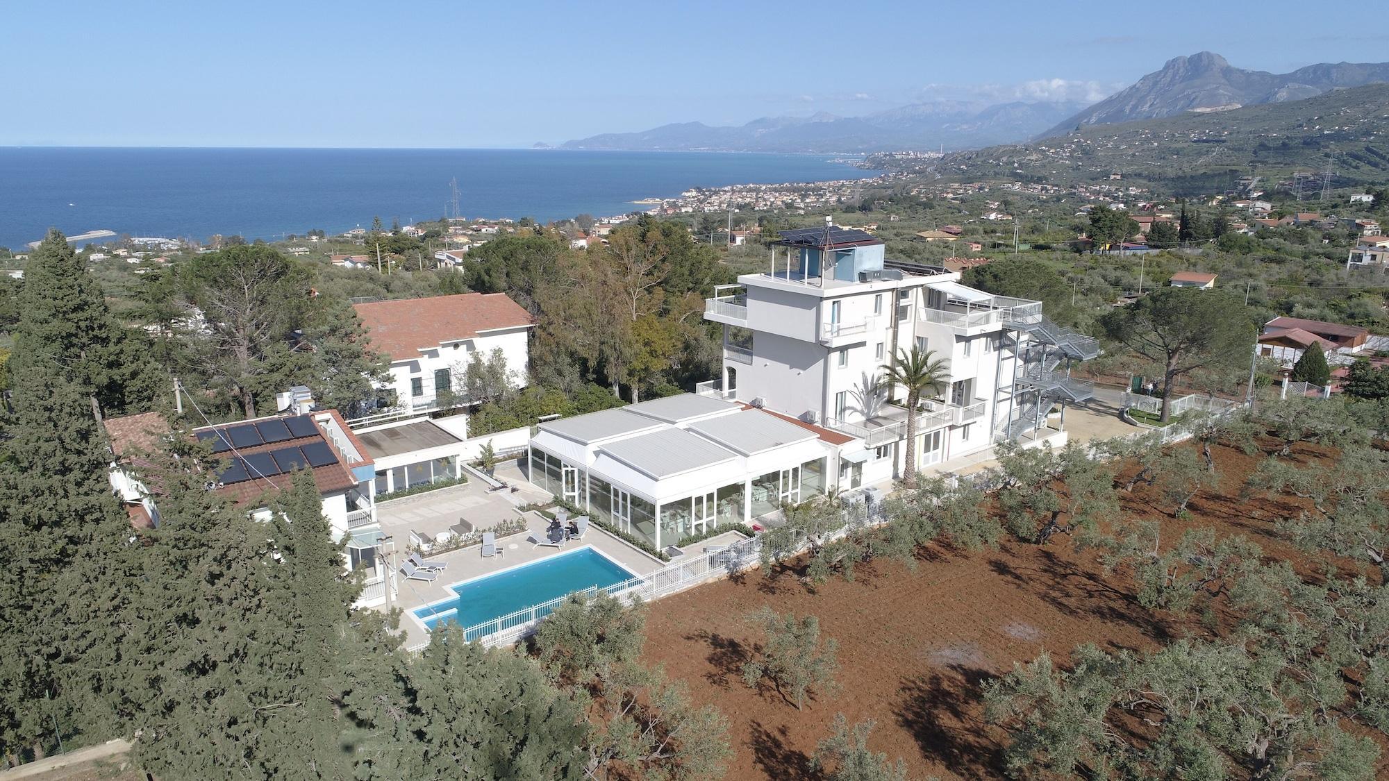 אלטאווילה מיליציה Principe Alogna Hotel & Spa מראה חיצוני תמונה
